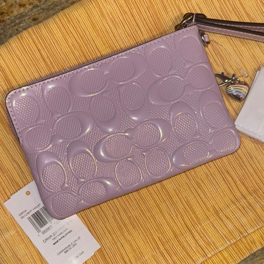 Coach Light Purple Embossed Wristlet NWT - Picture 11 of 11